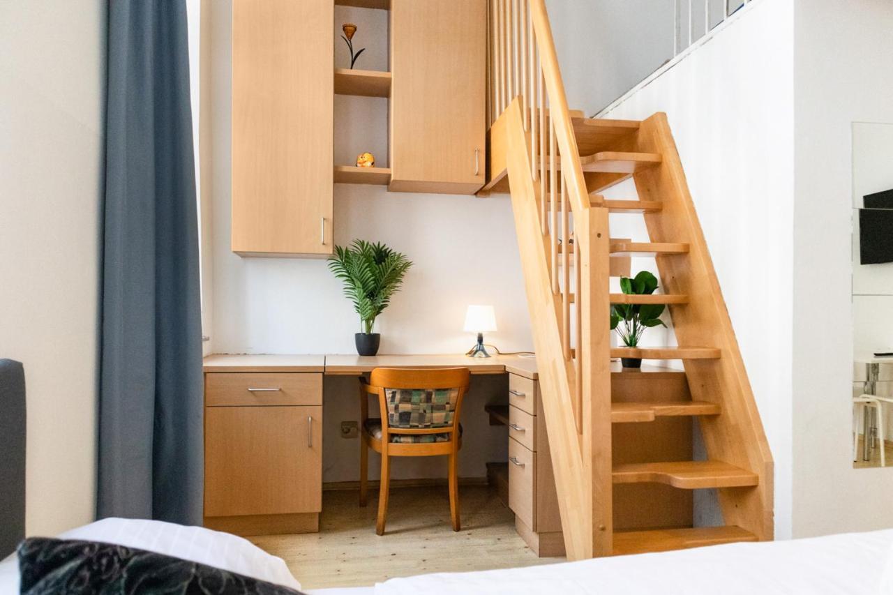 Attractive Apartment Near Wiener Stadthalle Exteriér fotografie