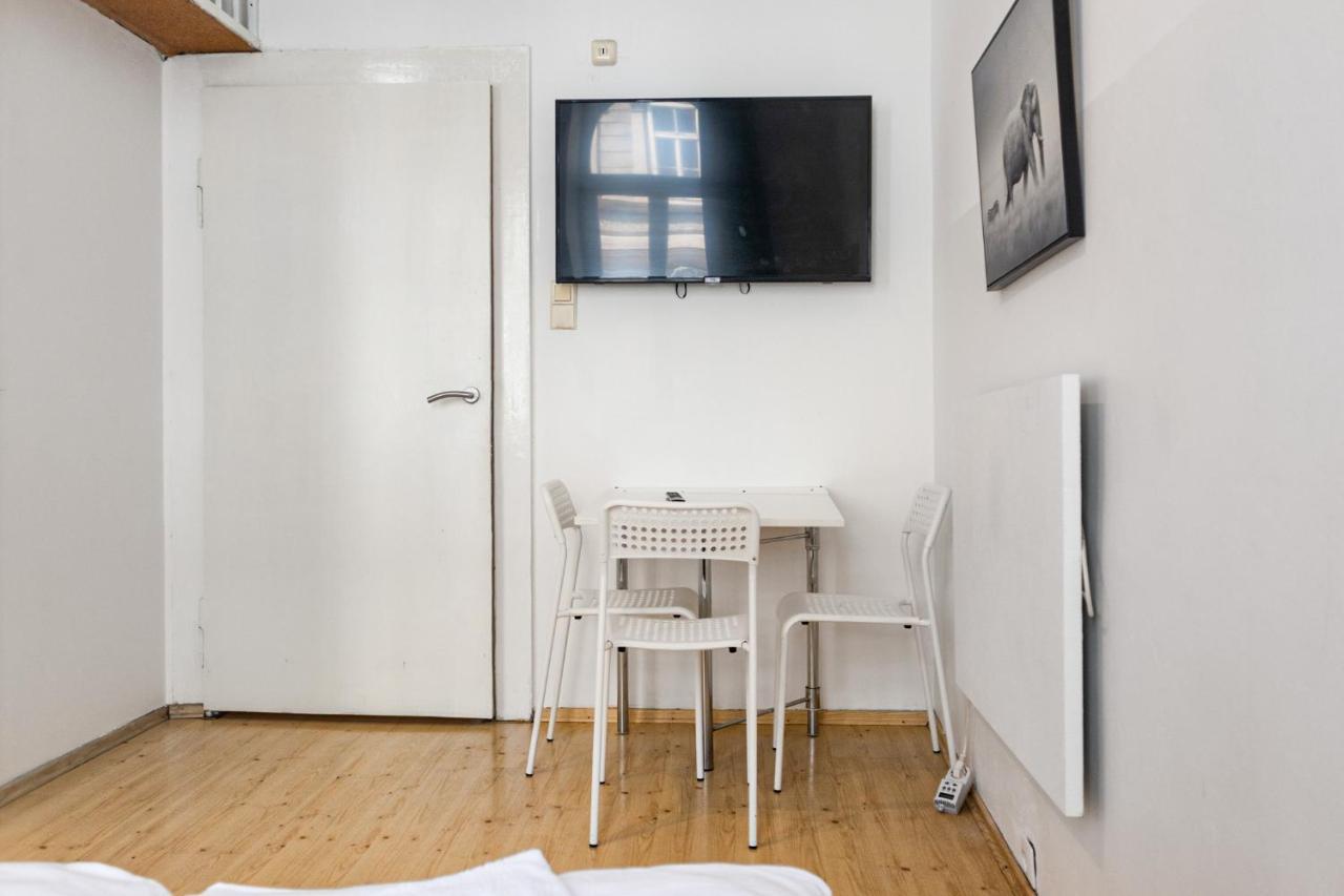 Attractive Apartment Near Wiener Stadthalle Exteriér fotografie